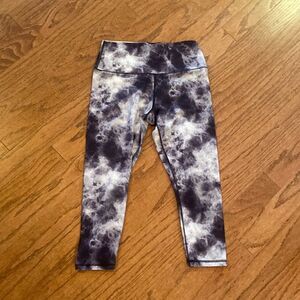 Scorpio Sol leggings black and white tie-dye size medium